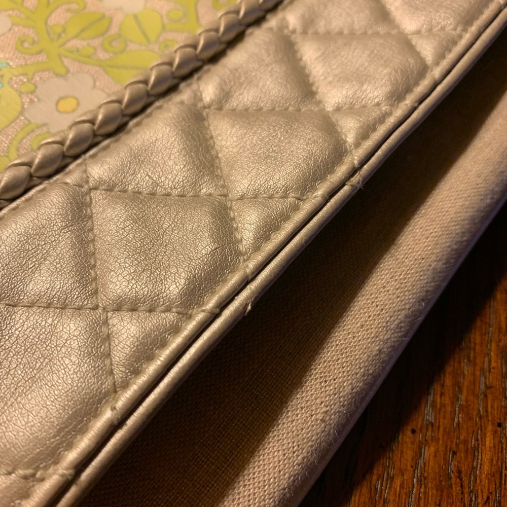 Vera Bradley wristlet clutch - Picture 7 of 8